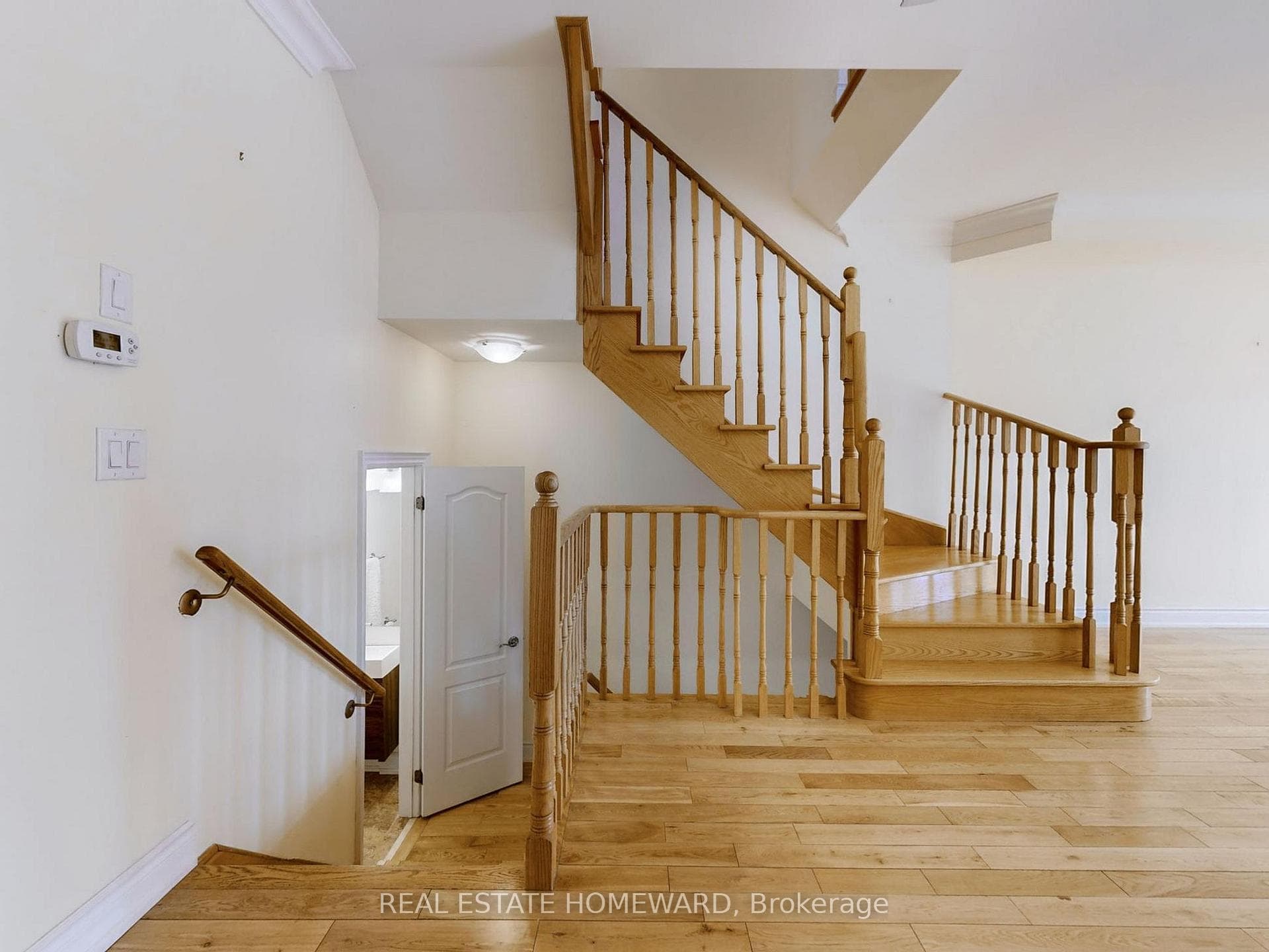 22 Oliver Mews photo 4