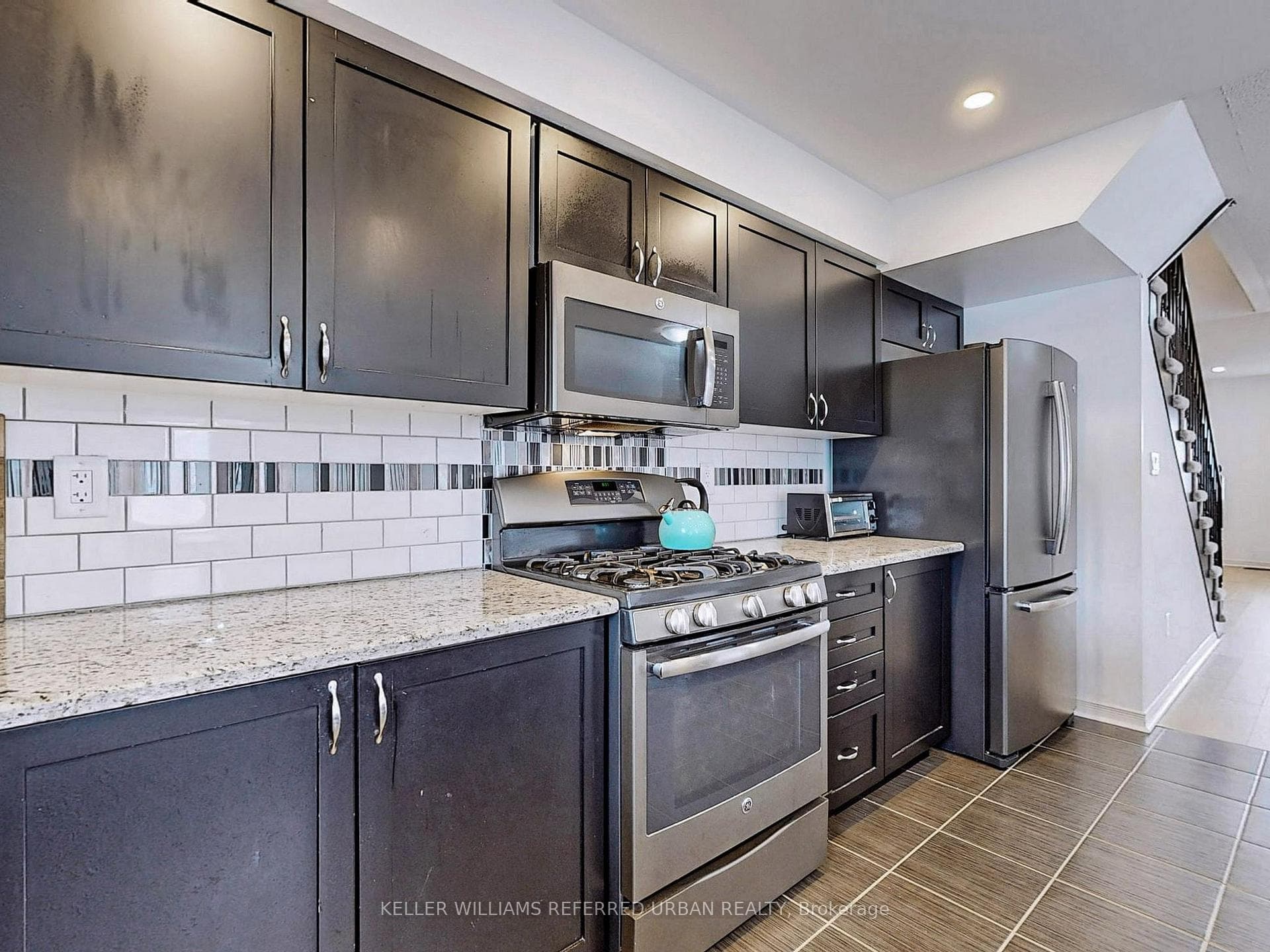 31 Benjamin Way photo 11