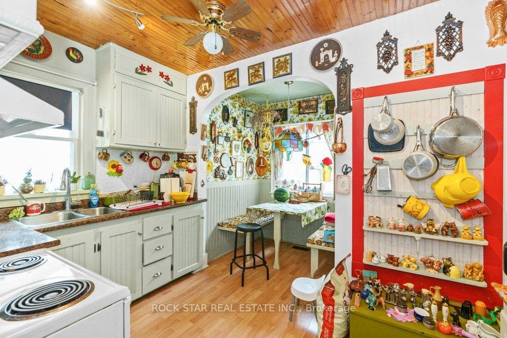 56 Chestnut Street photo 7