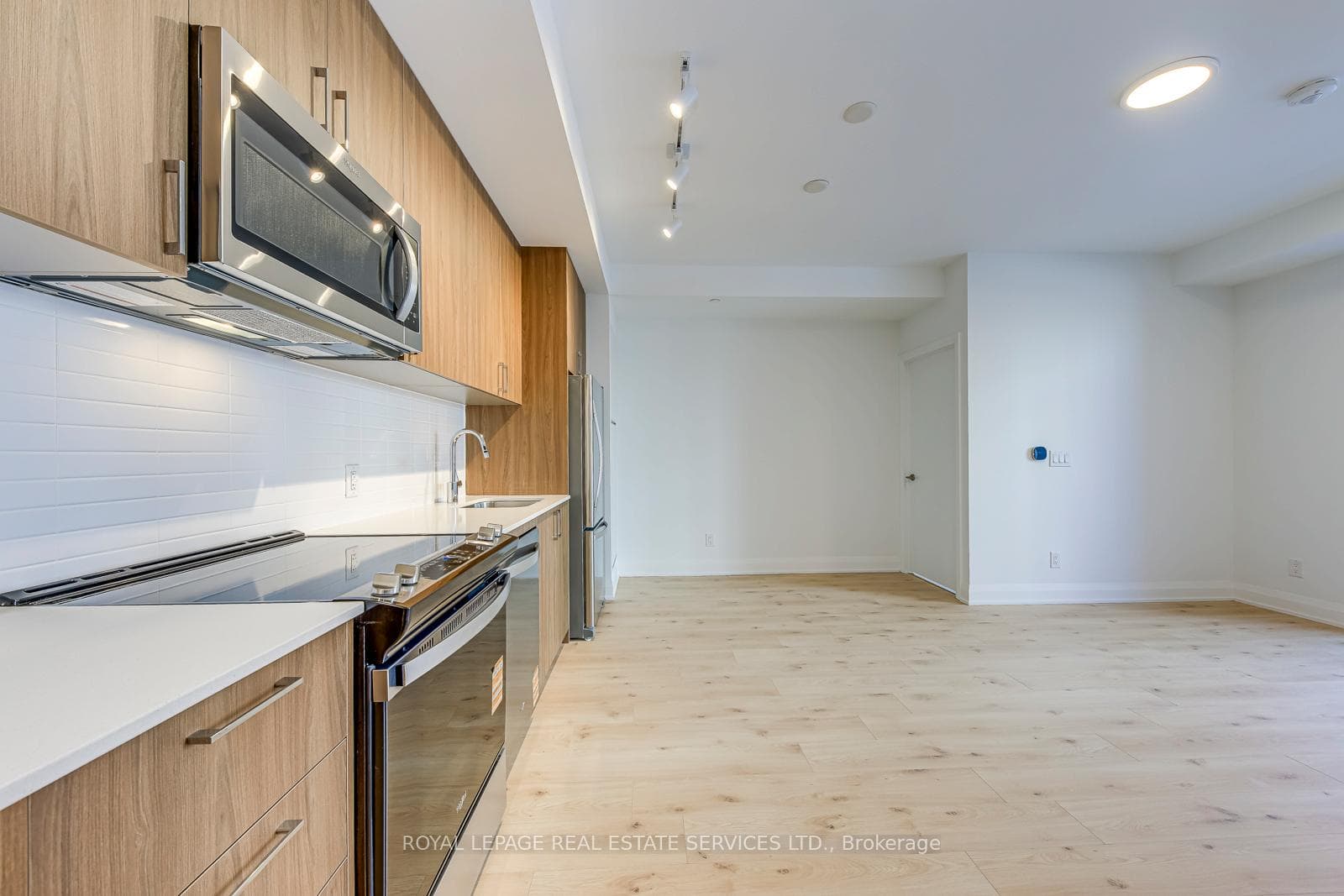 3250 Carding Mill Trail Unit 224 photo 12
