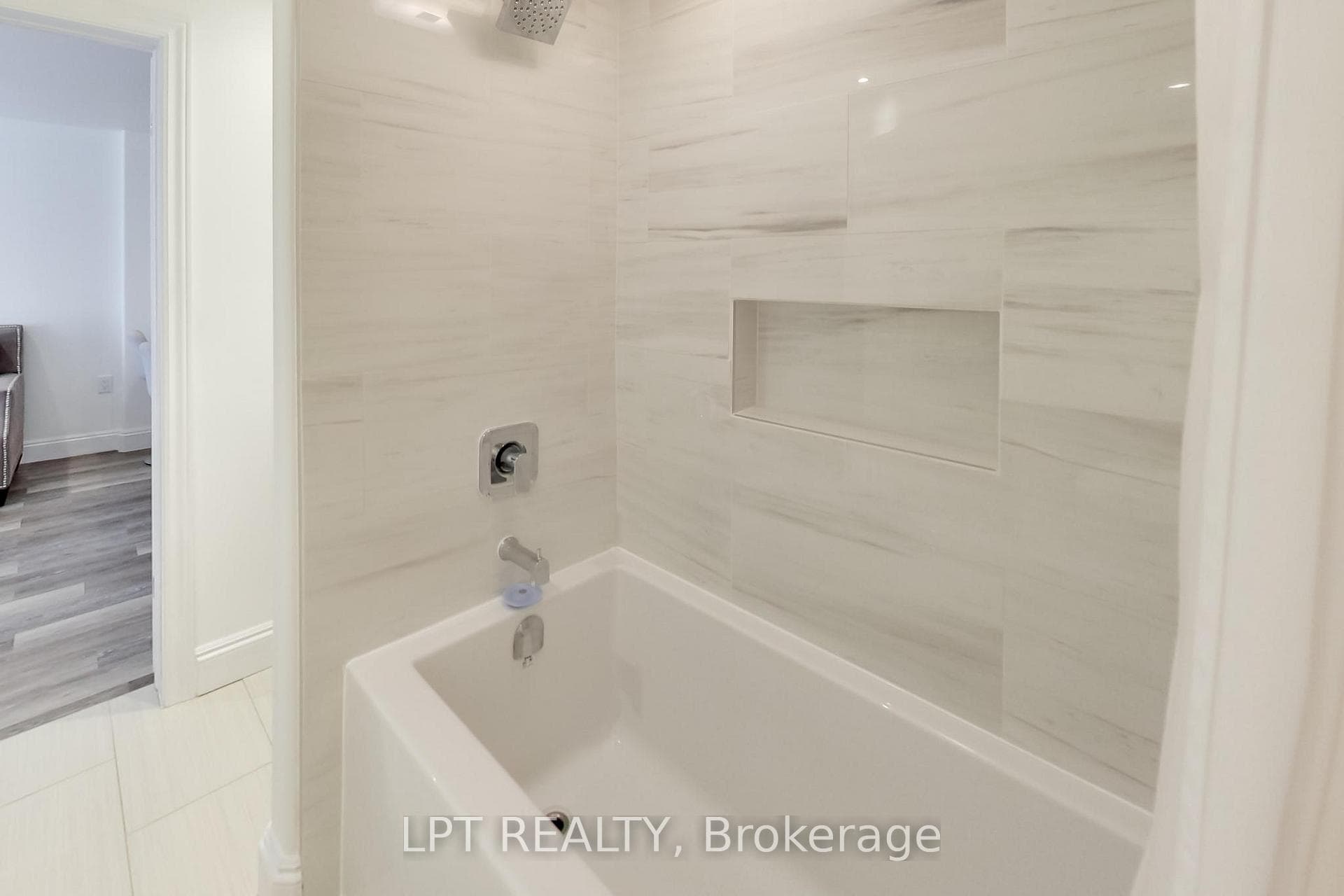 2482 Snowhill Court photo 35