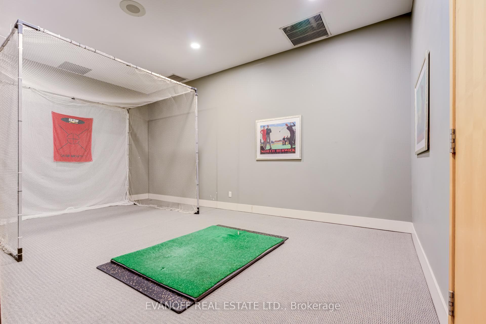 8 Mondeo Drive Unit 309 photo 21