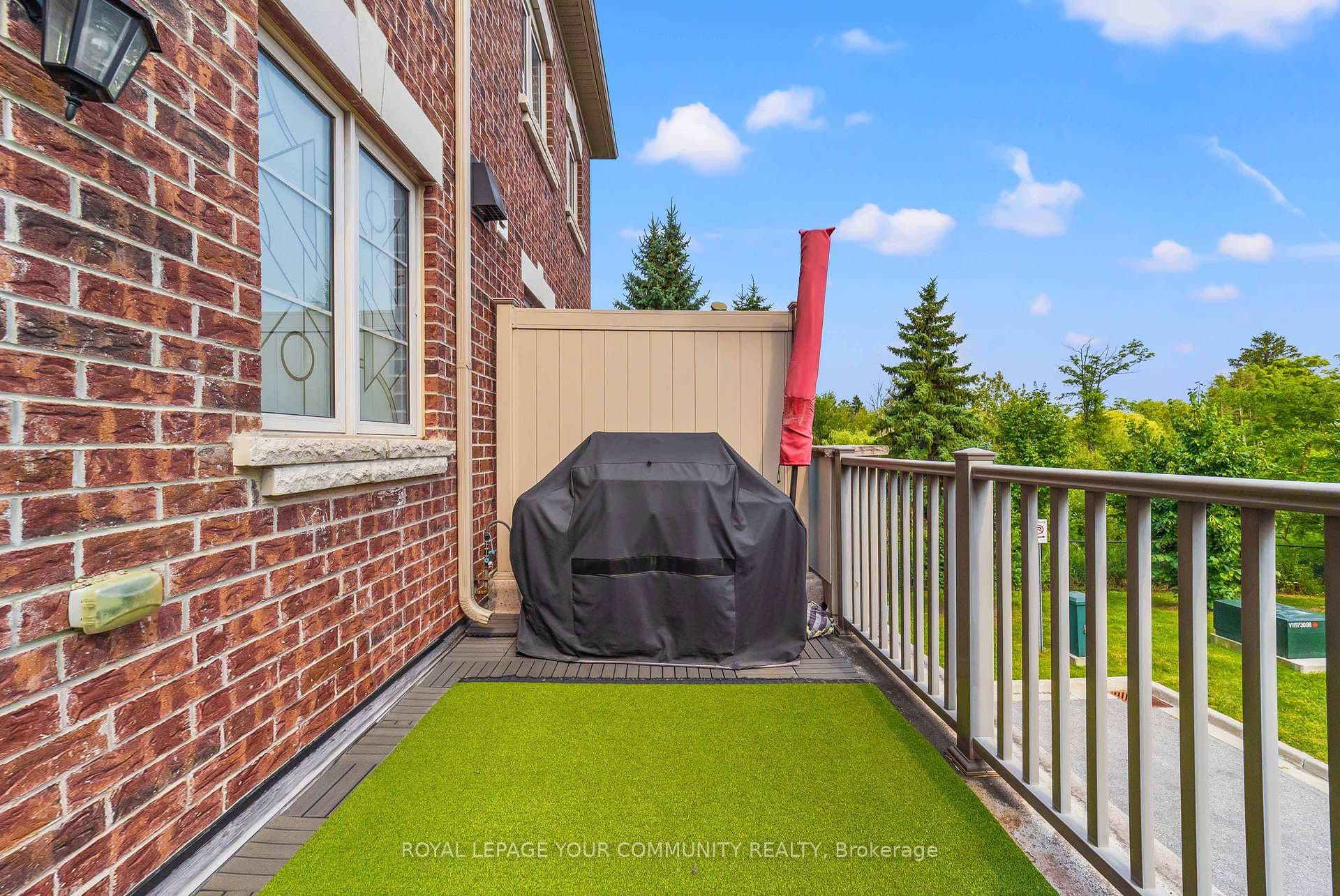 1331 Major Mackenzie Drive Unit 140 photo 15