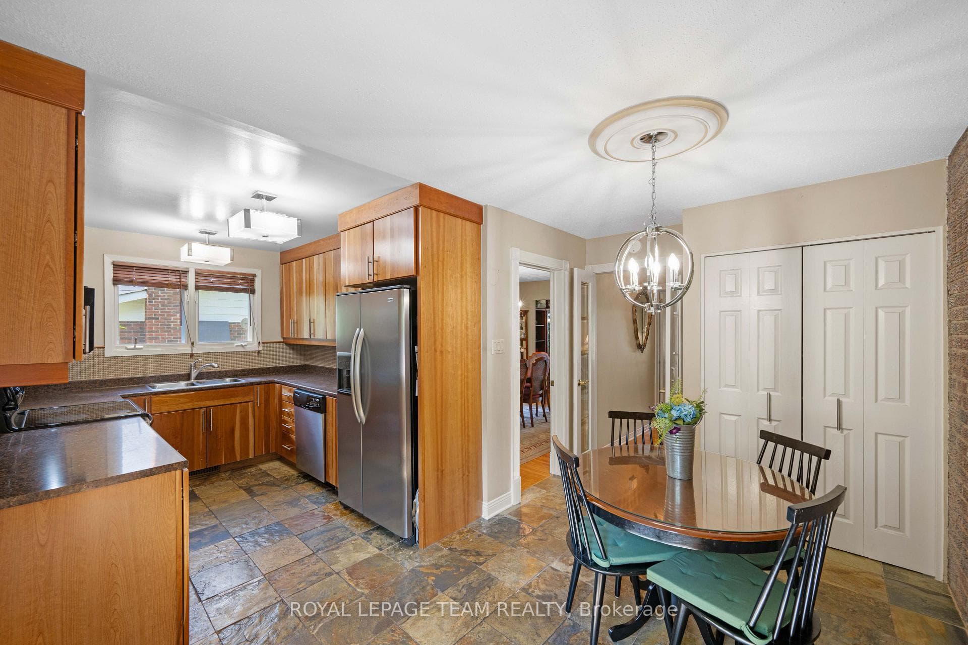36 Glendenning Drive photo 10