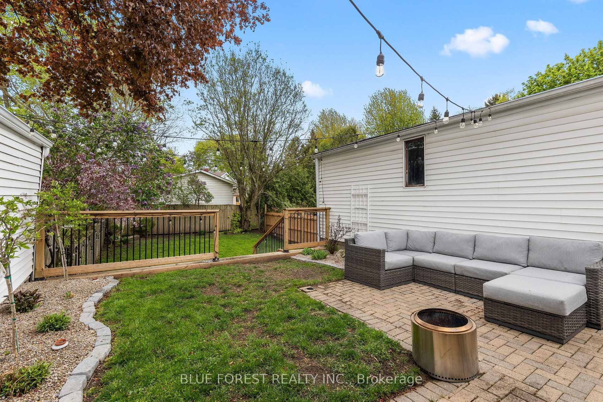 31 Eastman Avenue photo 30