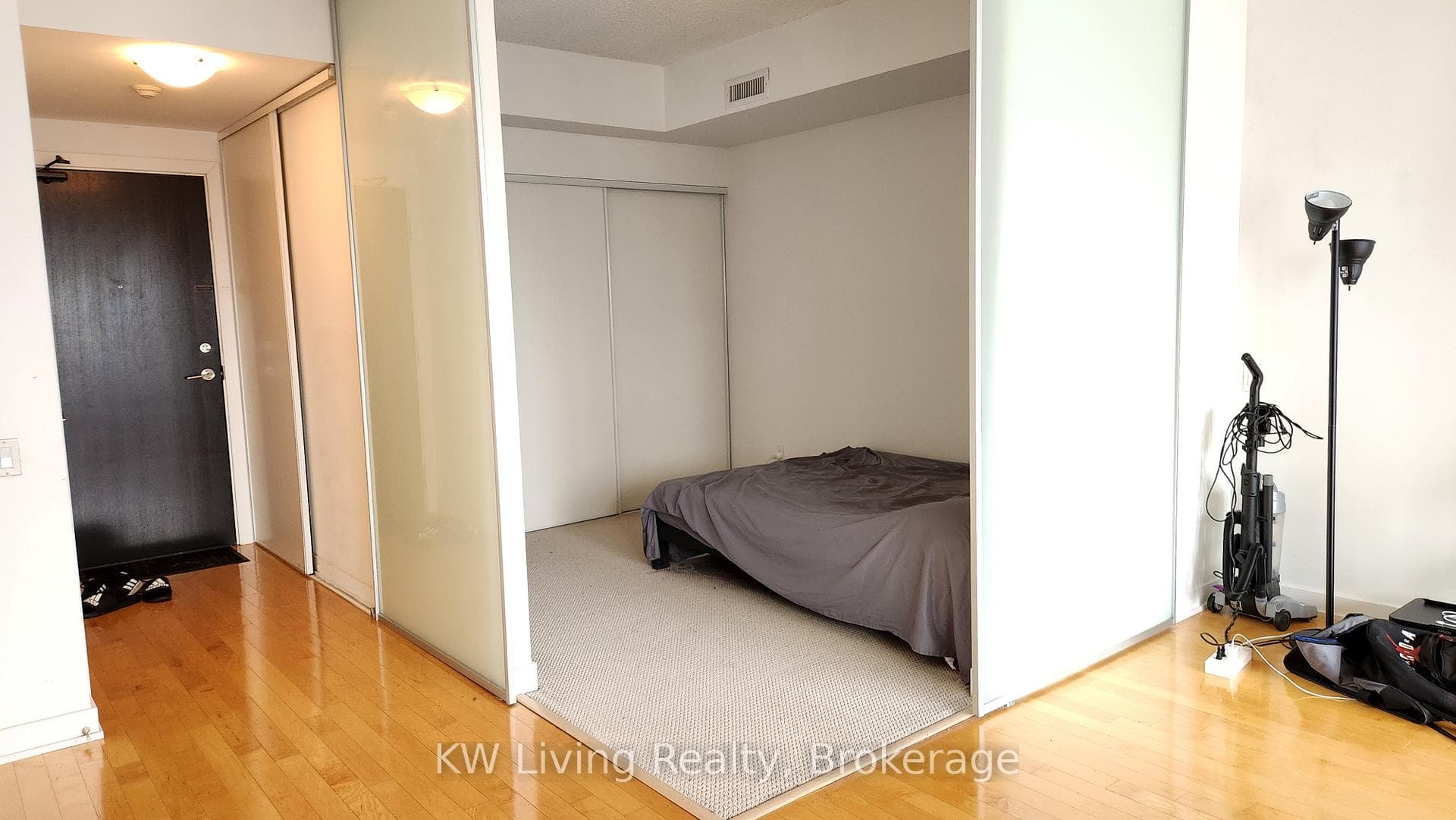 33 Charles Street Unit 2507 photo 10