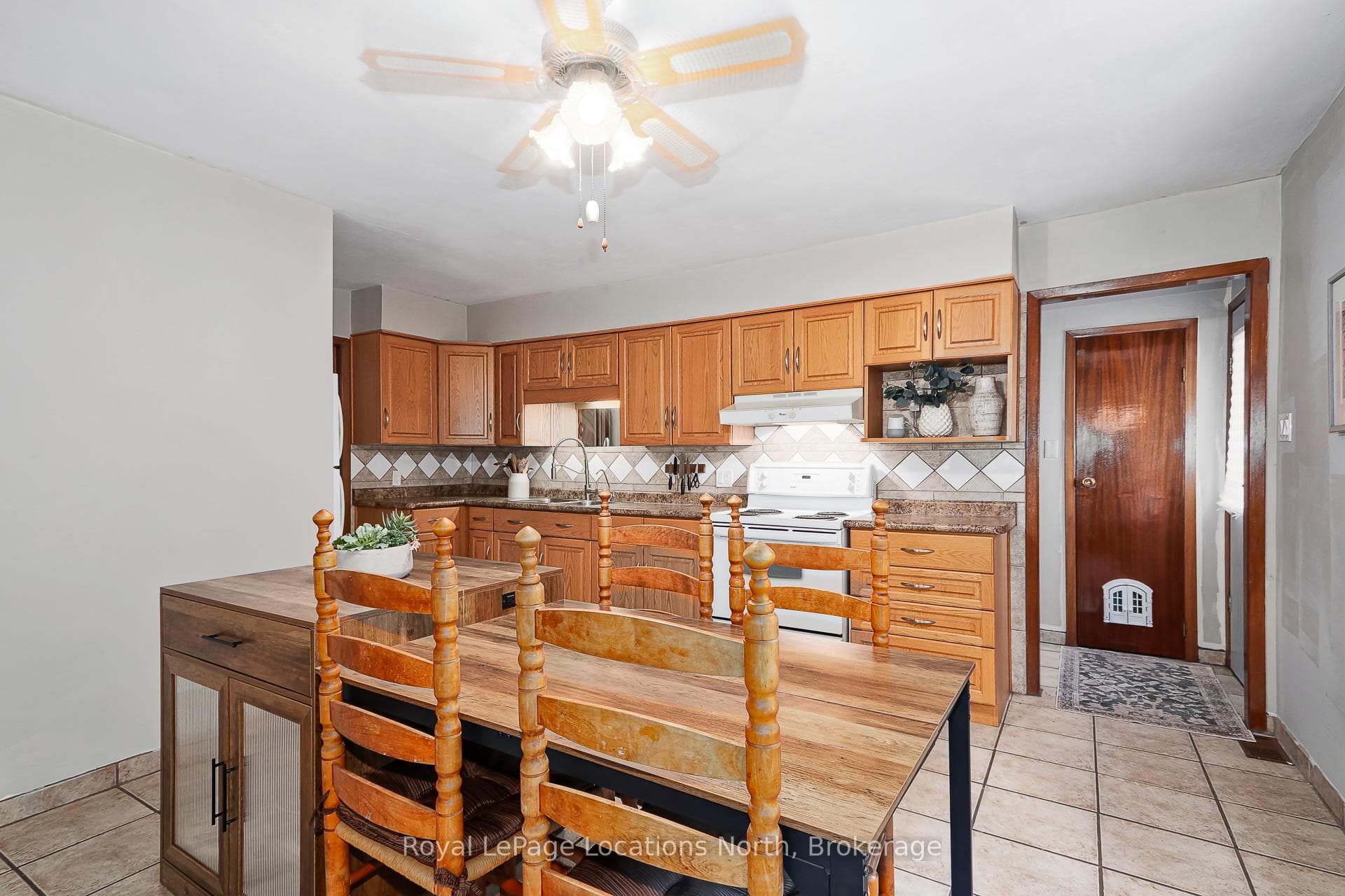 32 57th Street photo 10