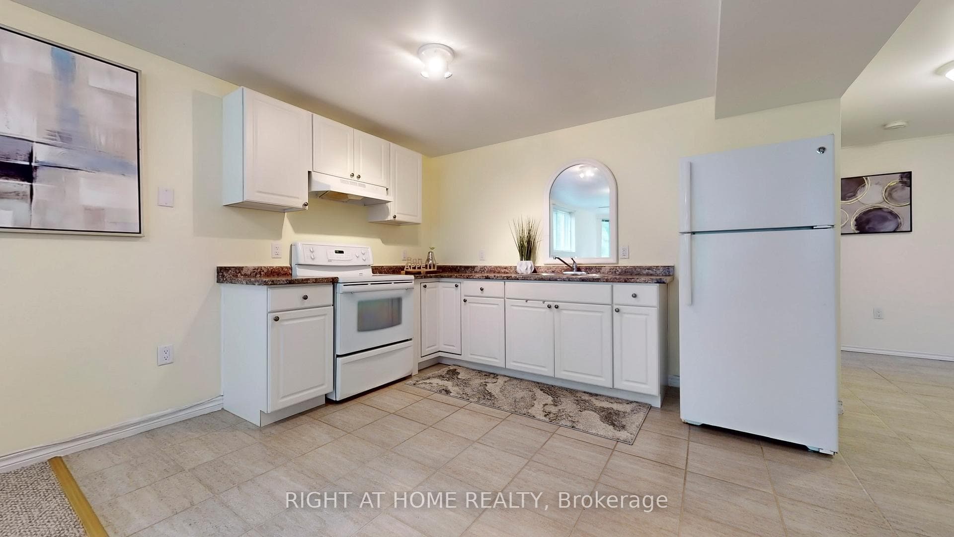 119 Grace Crescent photo 20