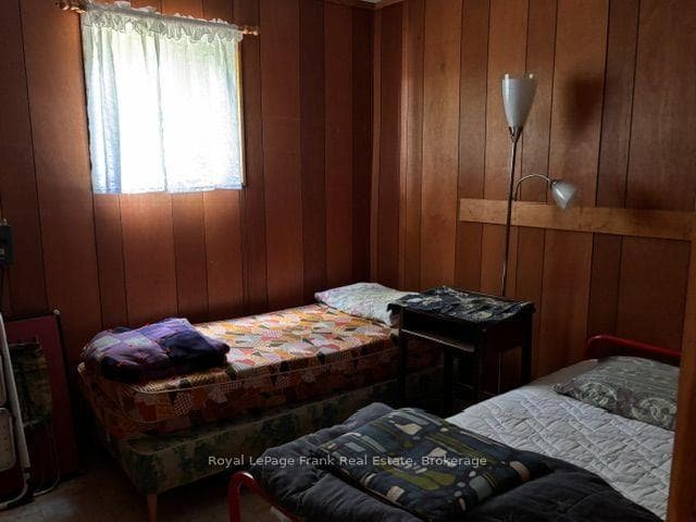 275 Faradale Drive photo 5