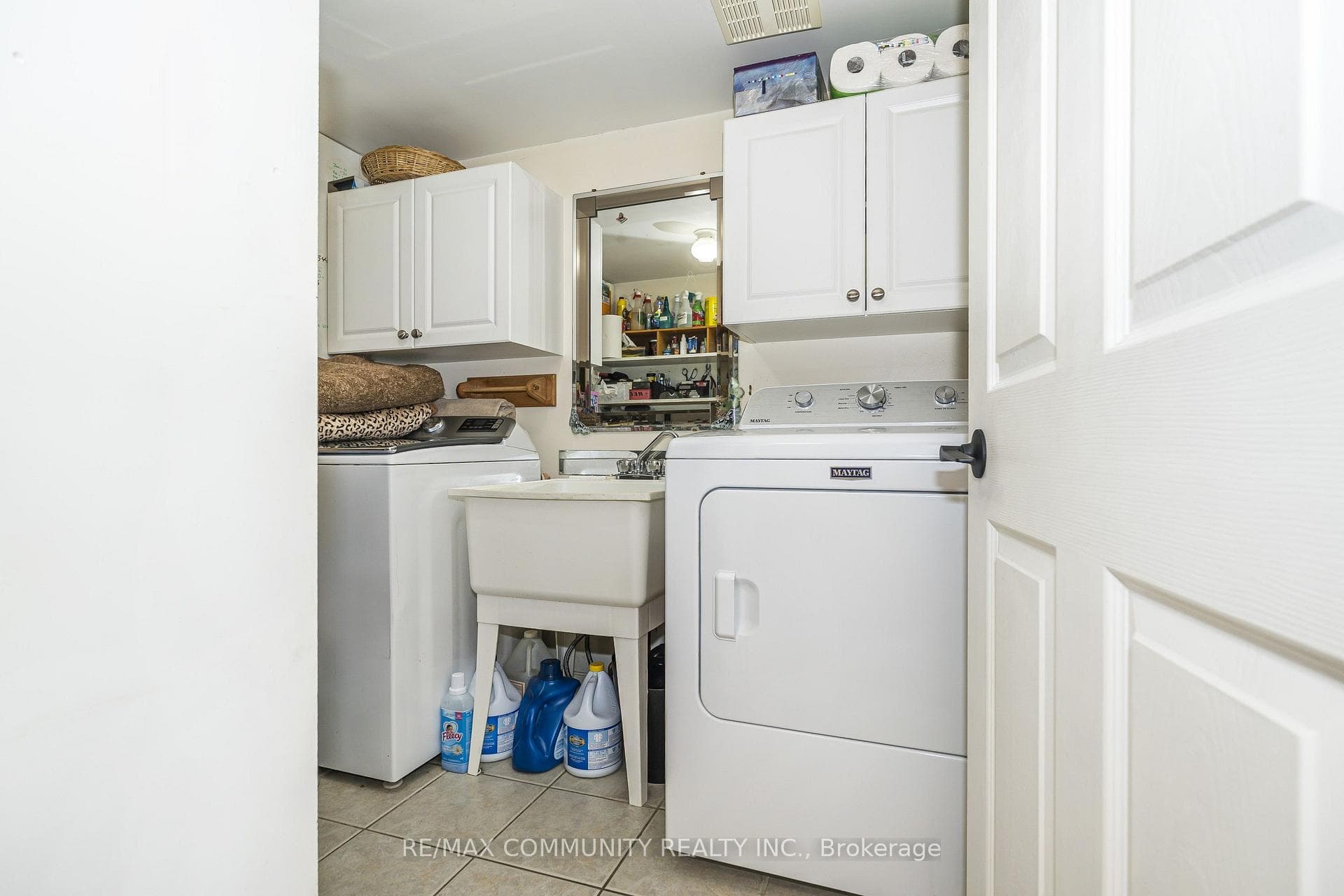 209 Old Harwood Avenue photo 19