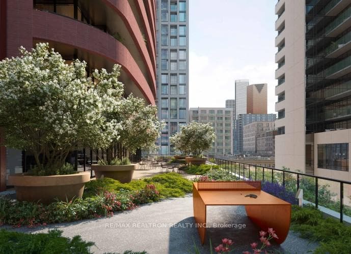 180 Front Street Unit 3905 photo 18