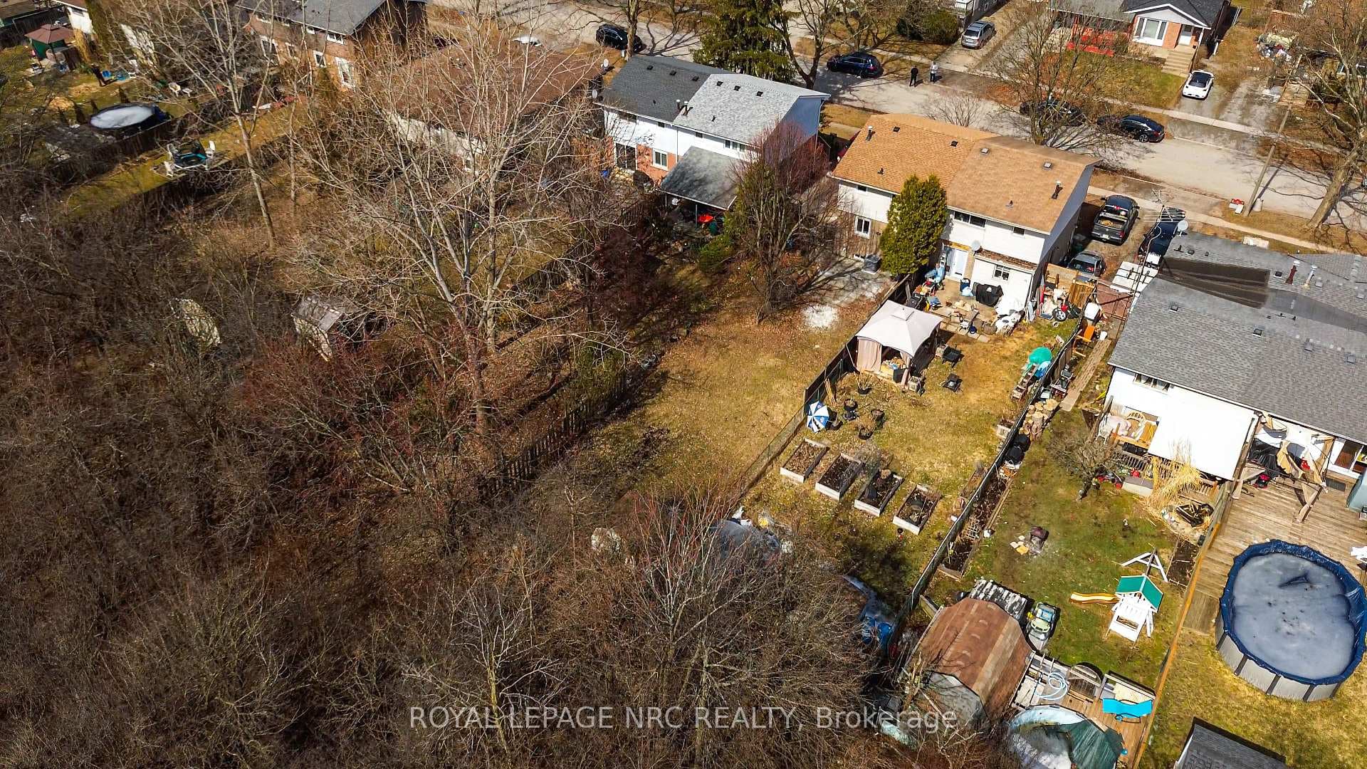 8084 LYNHURST Drive photo 23