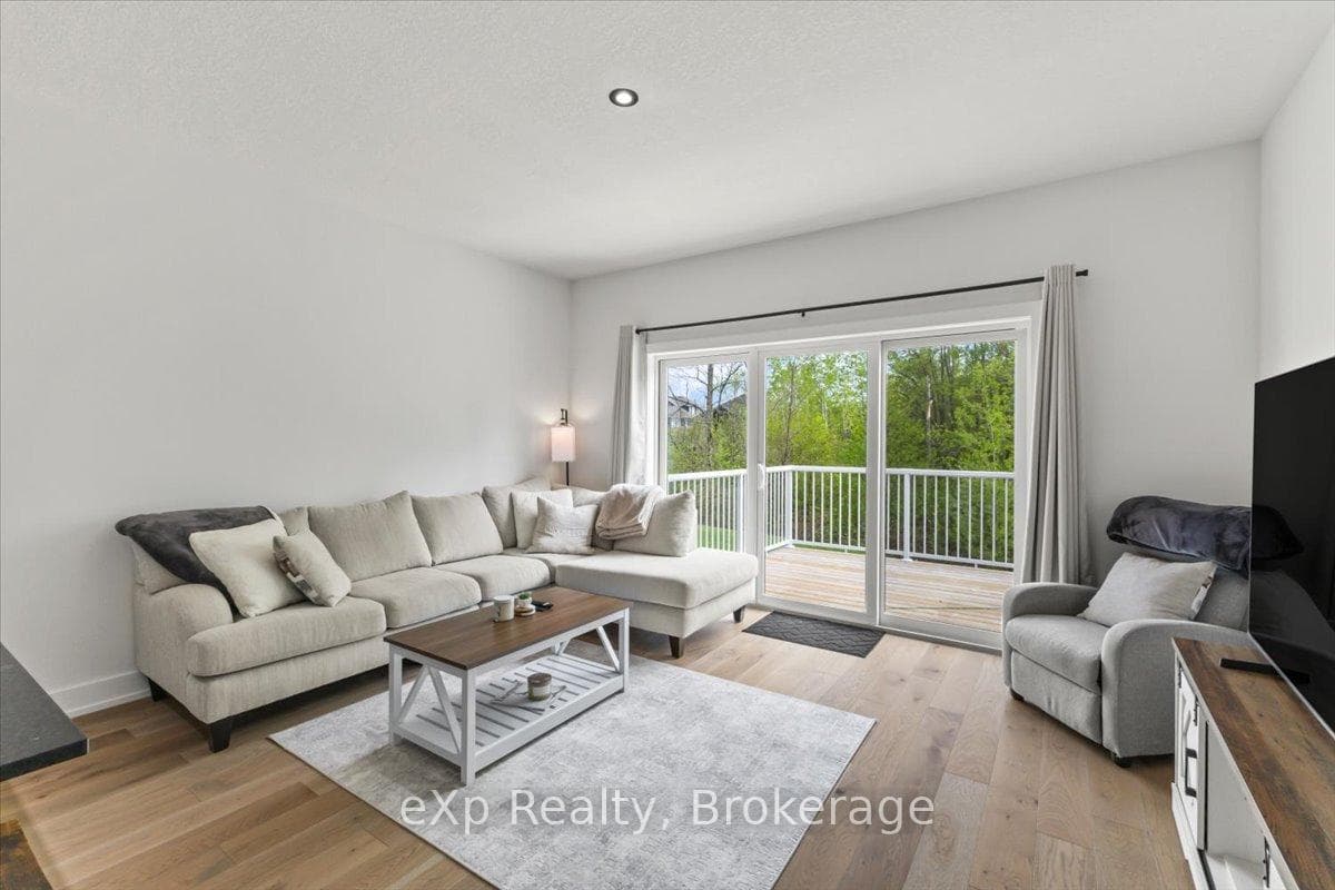 319 Telford Trail photo 8