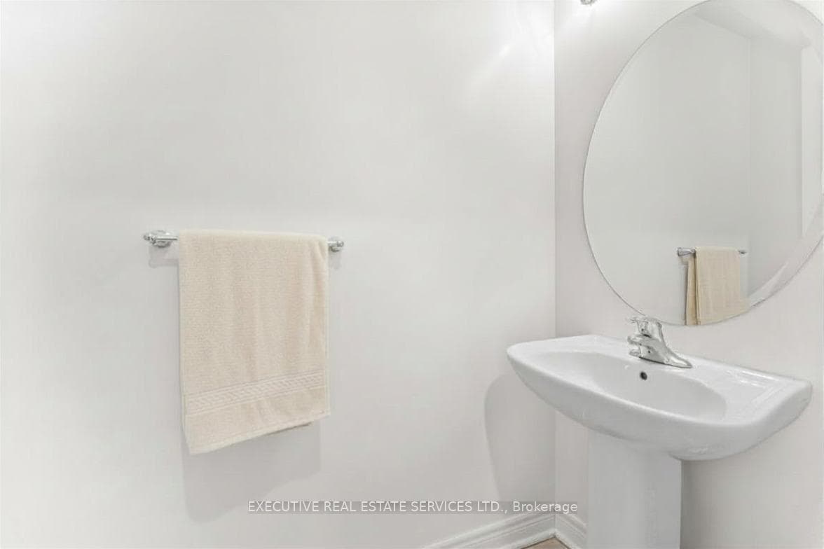 112 Turner Drive photo 18