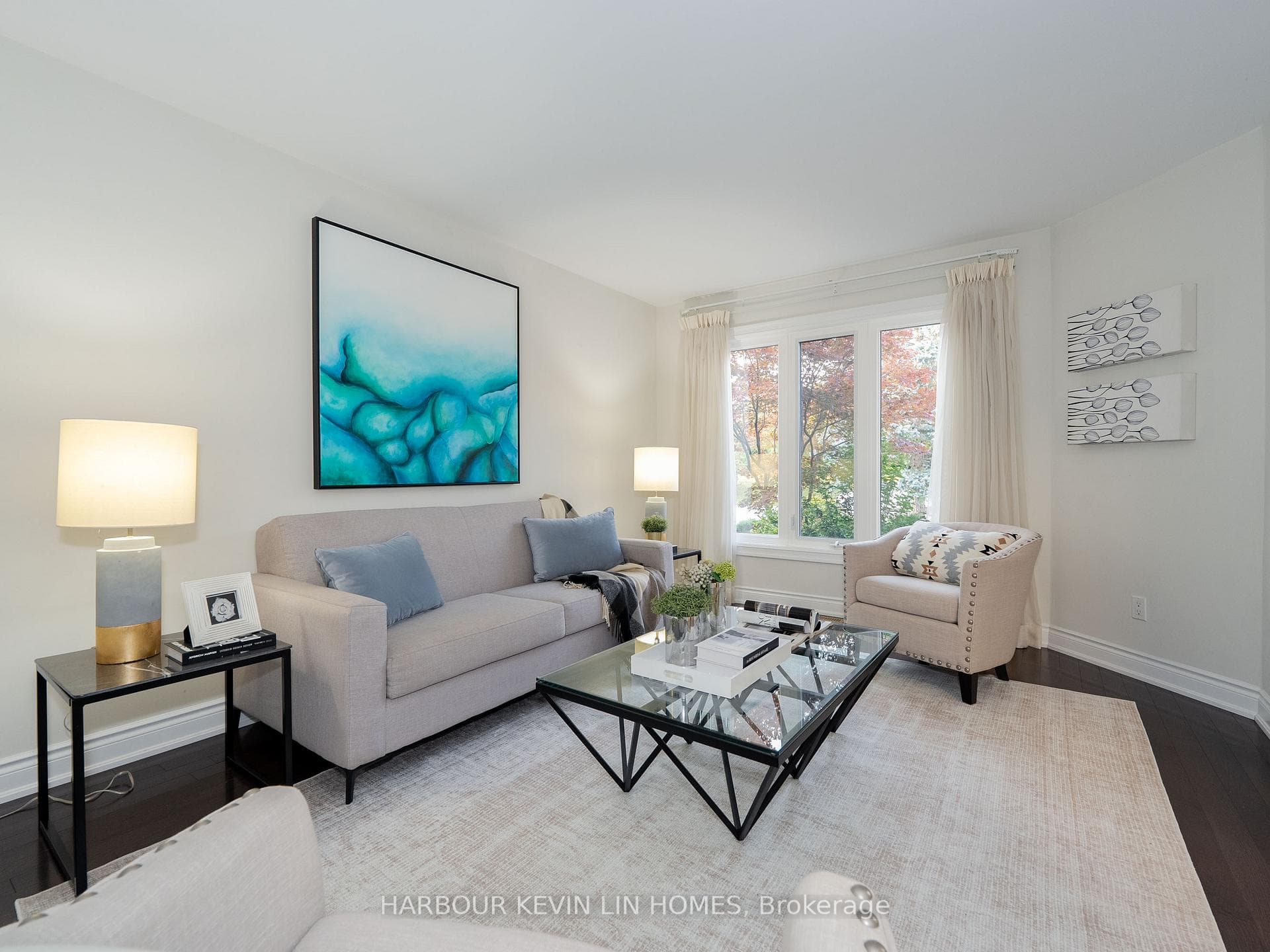 20 Kevi Crescent photo 9