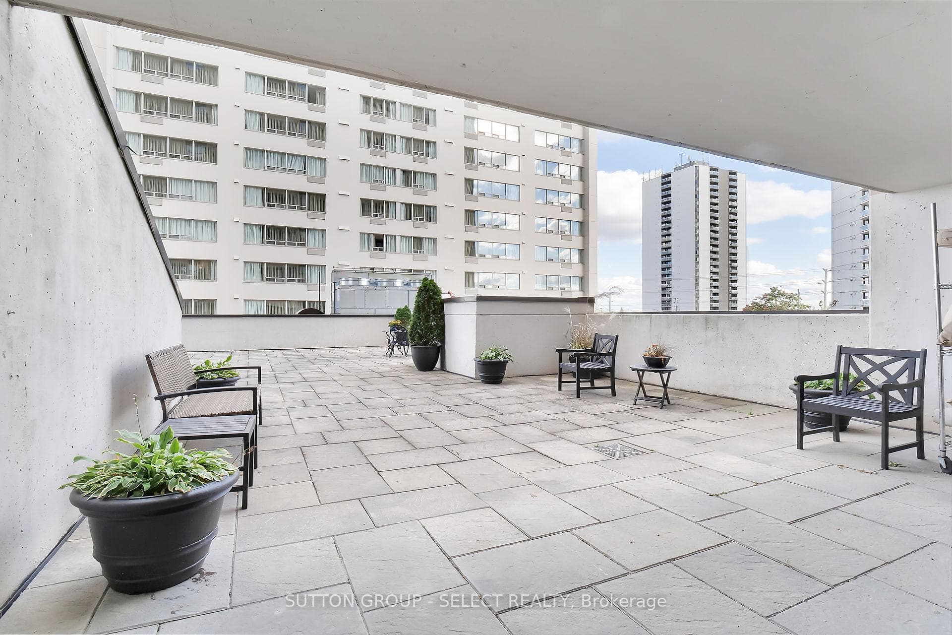 380 King Street Unit 1701 photo 30