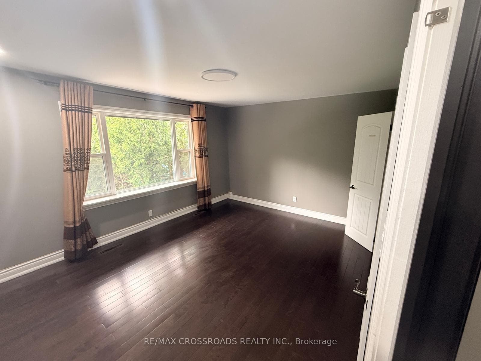 23 Burnview Crescent photo 11