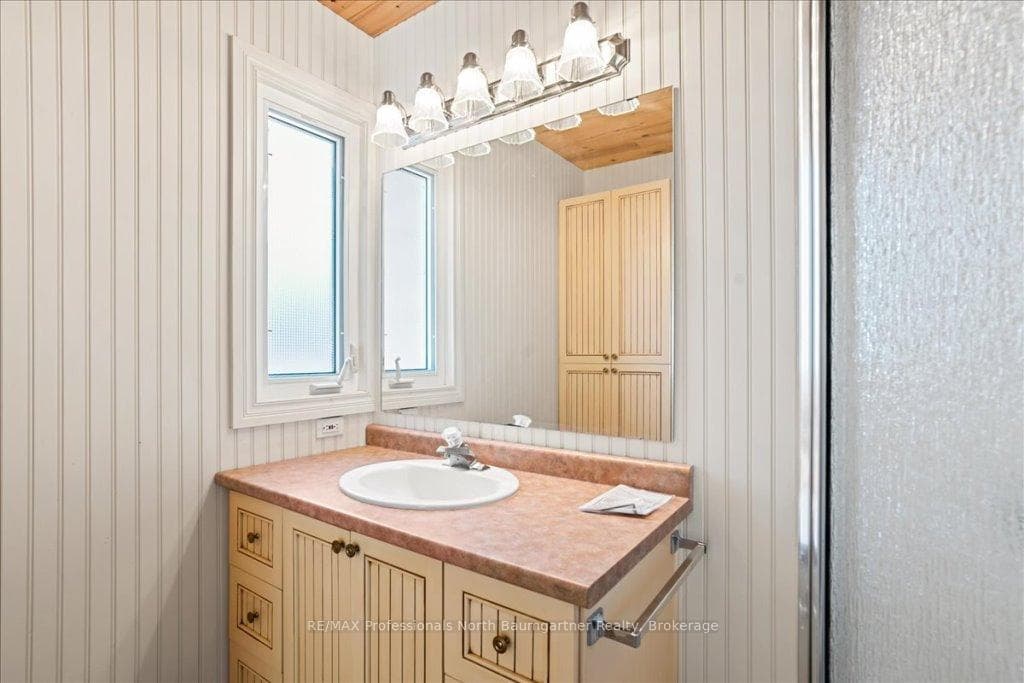 1040 Communication Lane photo 31