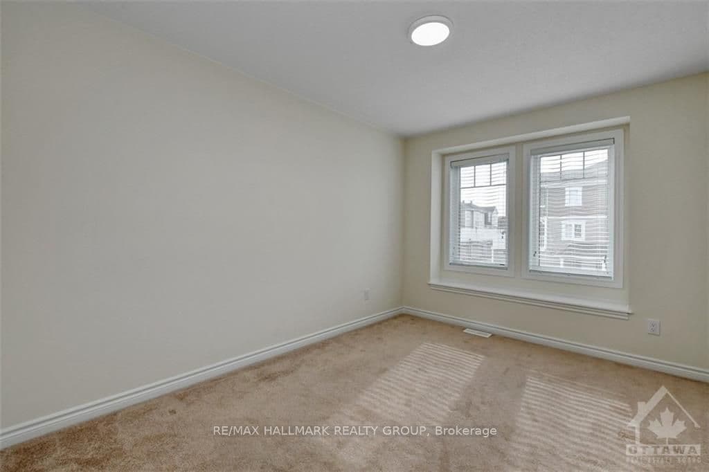 755 MALOJA Way photo 25