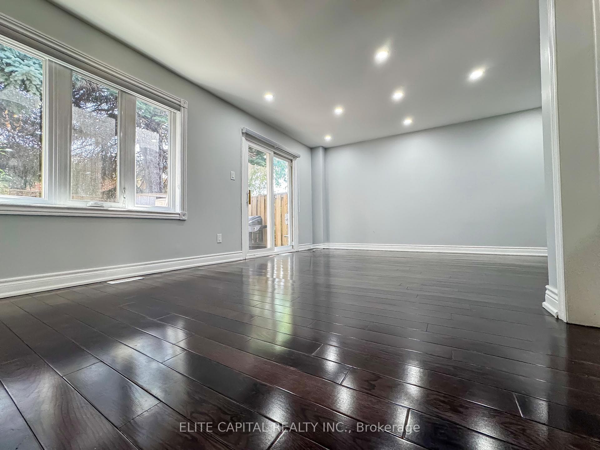 70 Cass Avenue Unit 172 photo 8