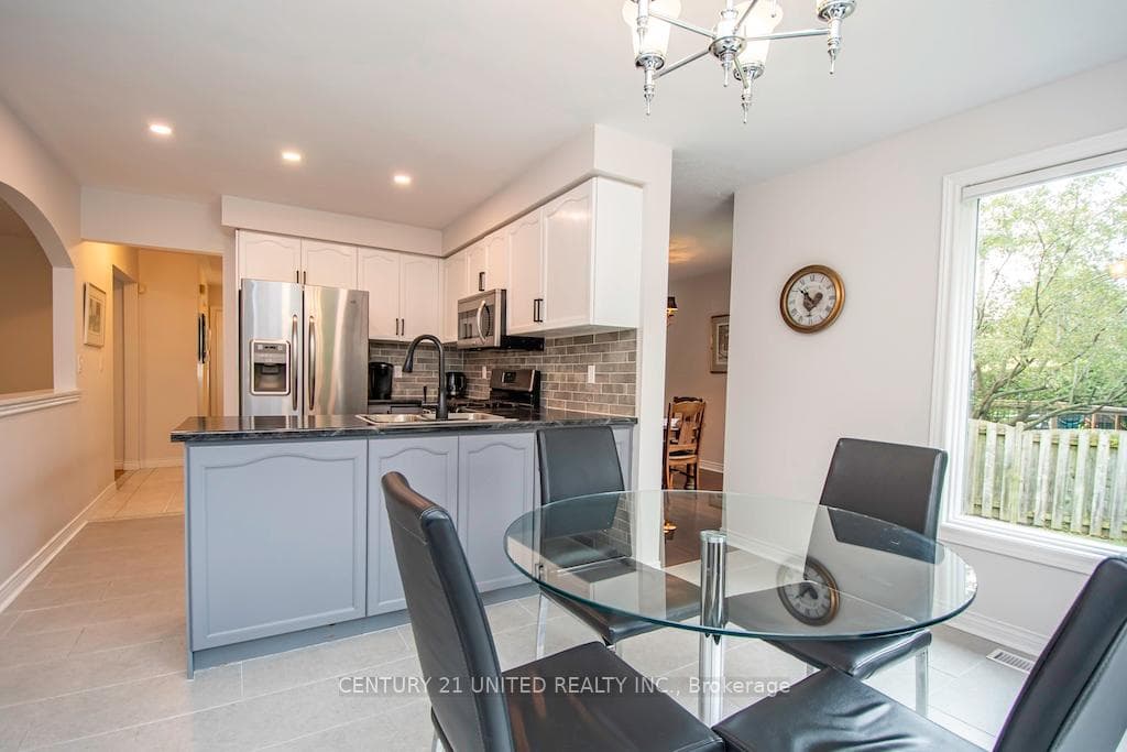 55 Cooper Court photo 13