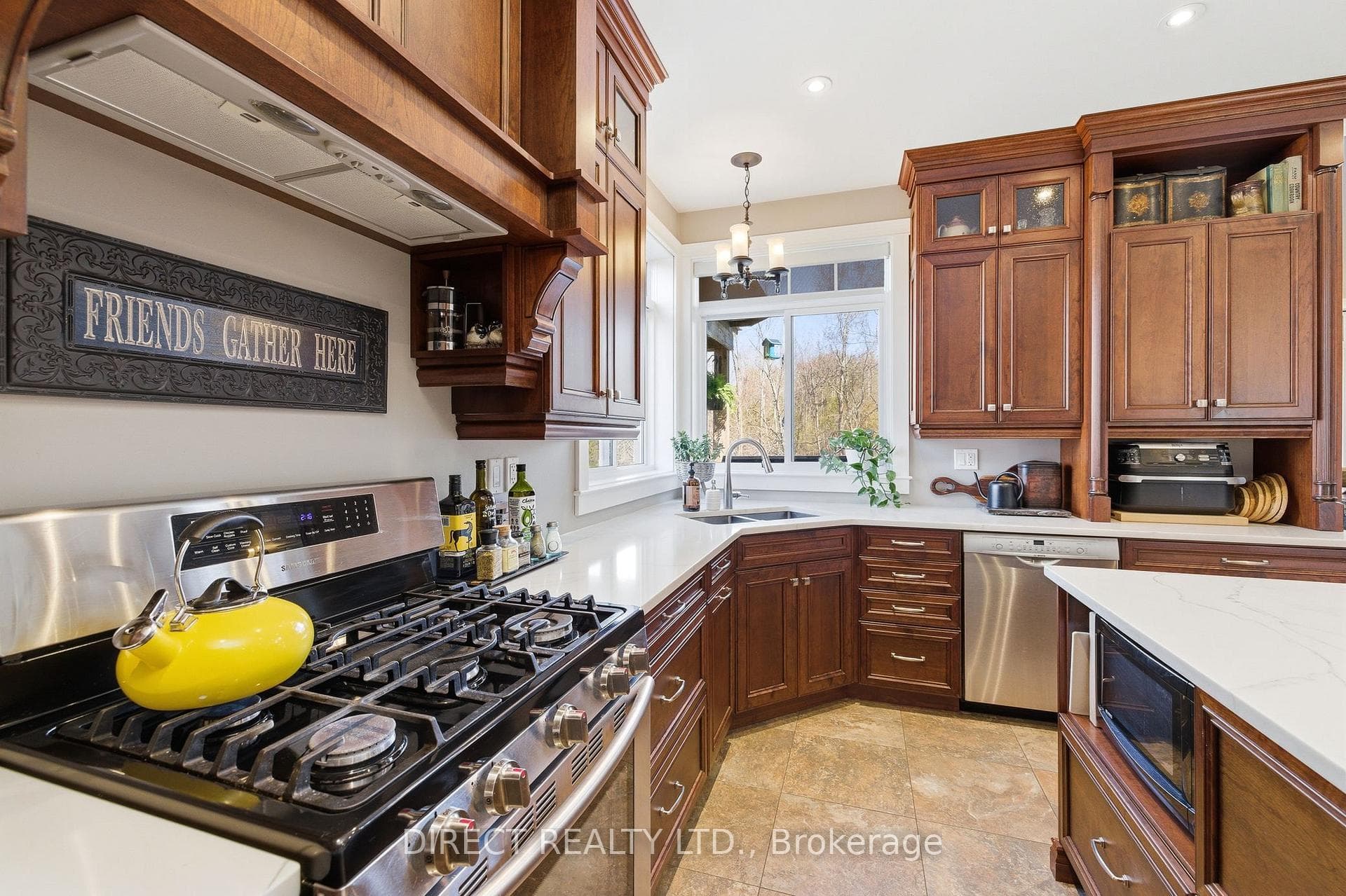 15 Sharpes Lane photo 5