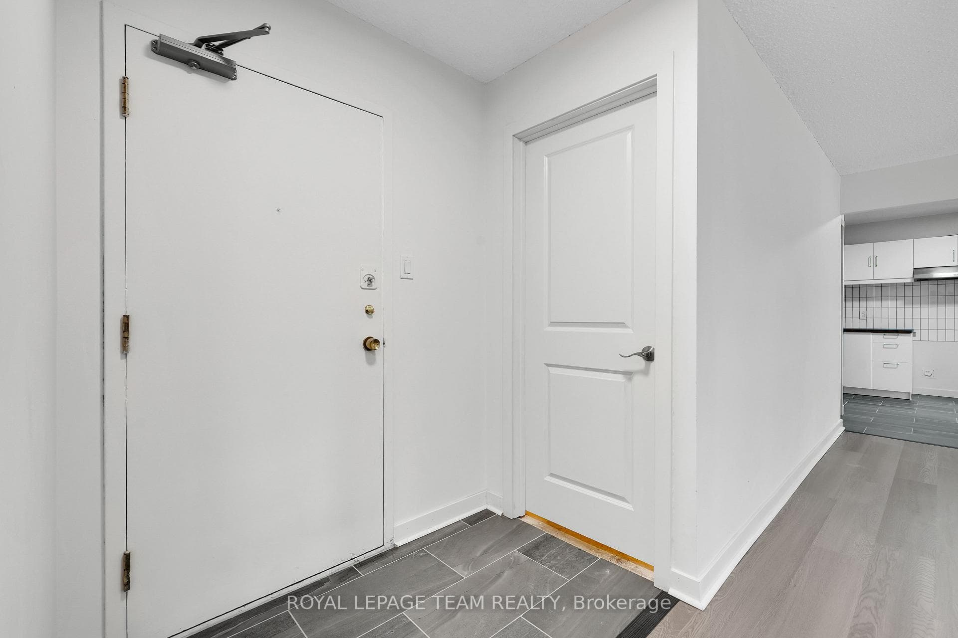 3360 Southgate Road Unit 104 photo 7