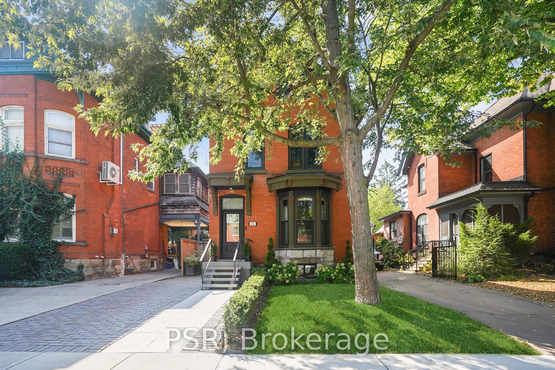 211 Herkimer Street photo 2