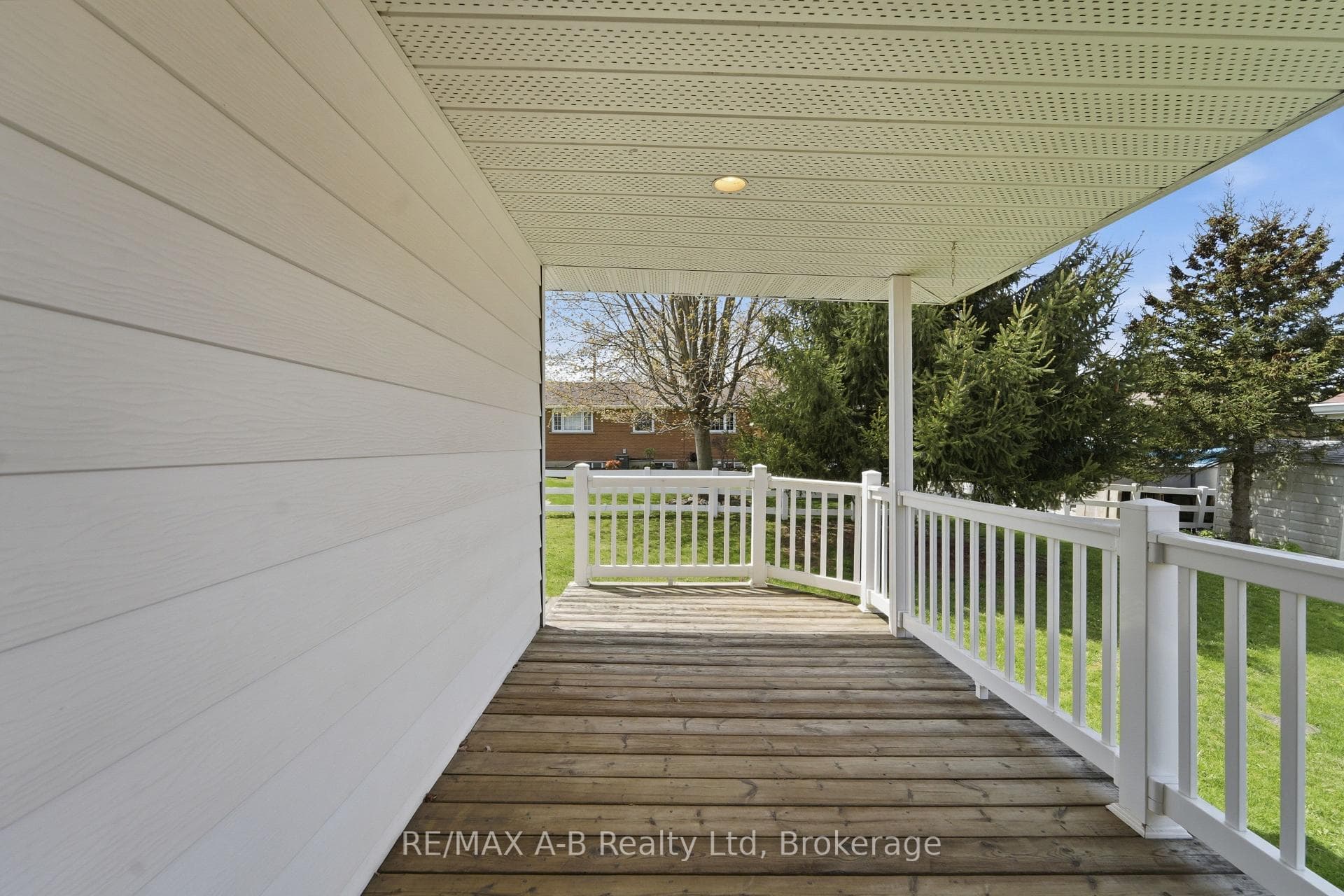 178 Toronto Street photo 33
