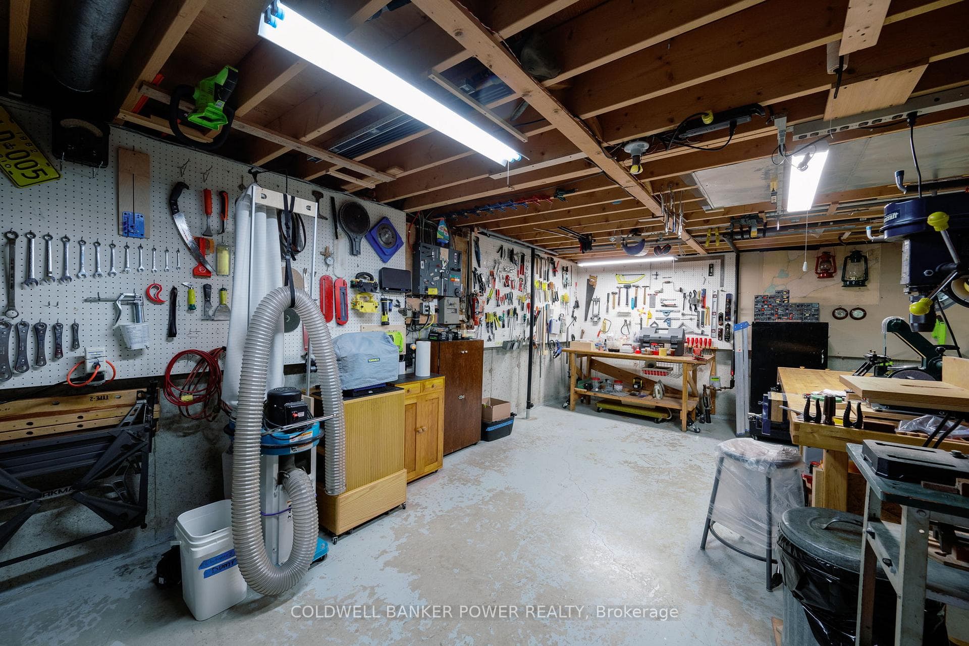 359 Speight Boulevard photo 17