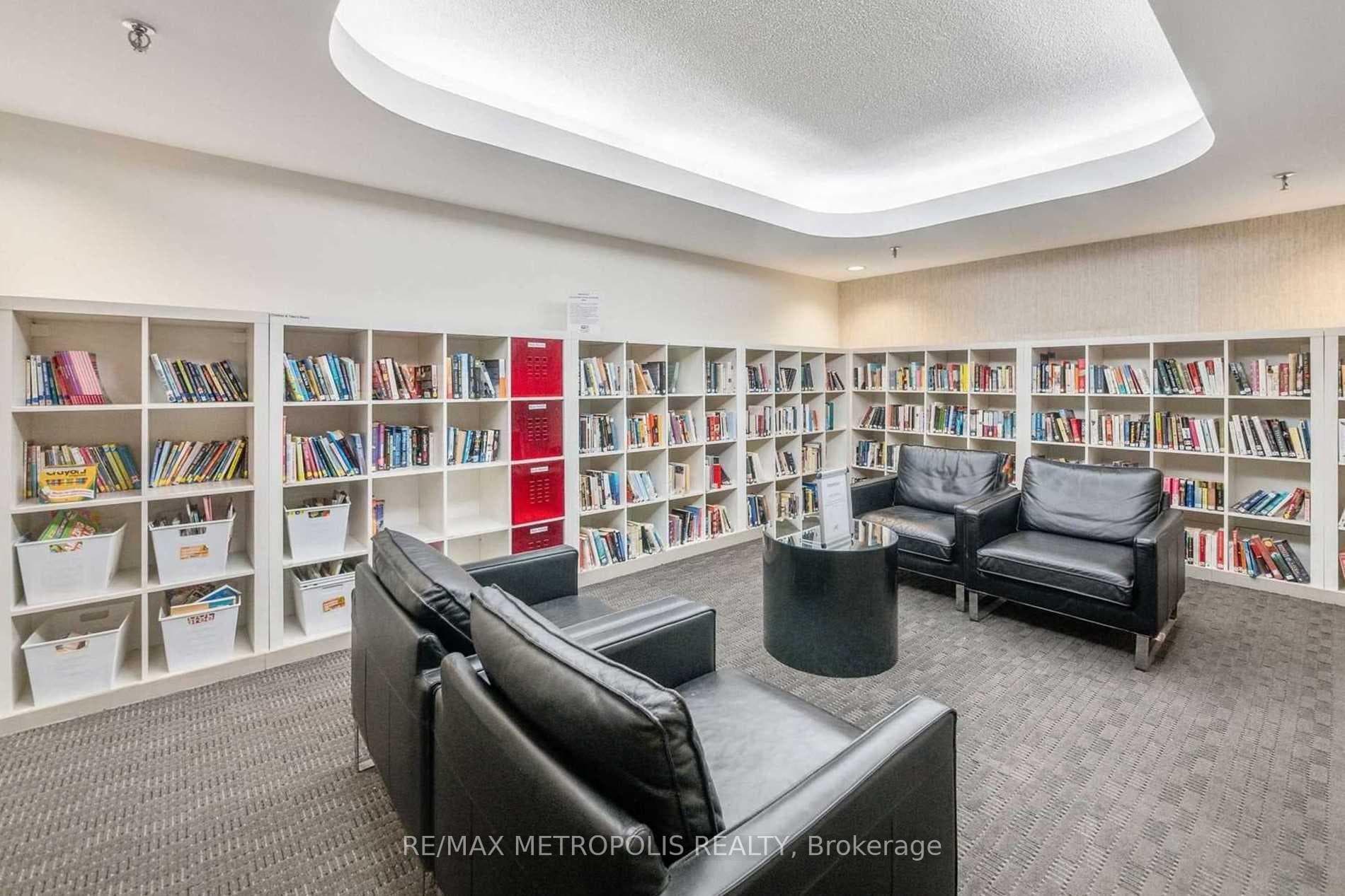 701 King Street Unit 1108 photo 16
