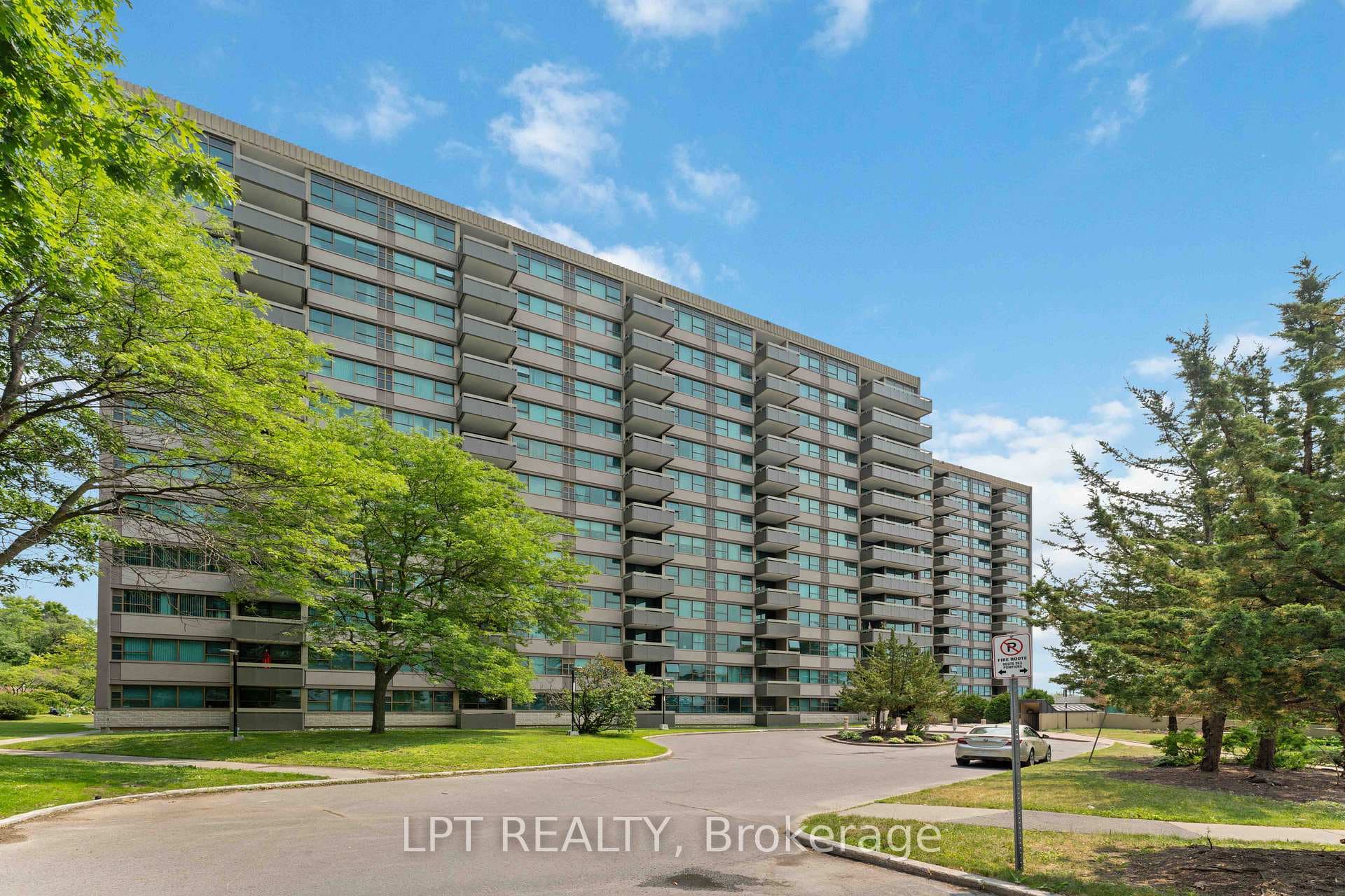 555 Brittany Drive Unit 314 photo 2