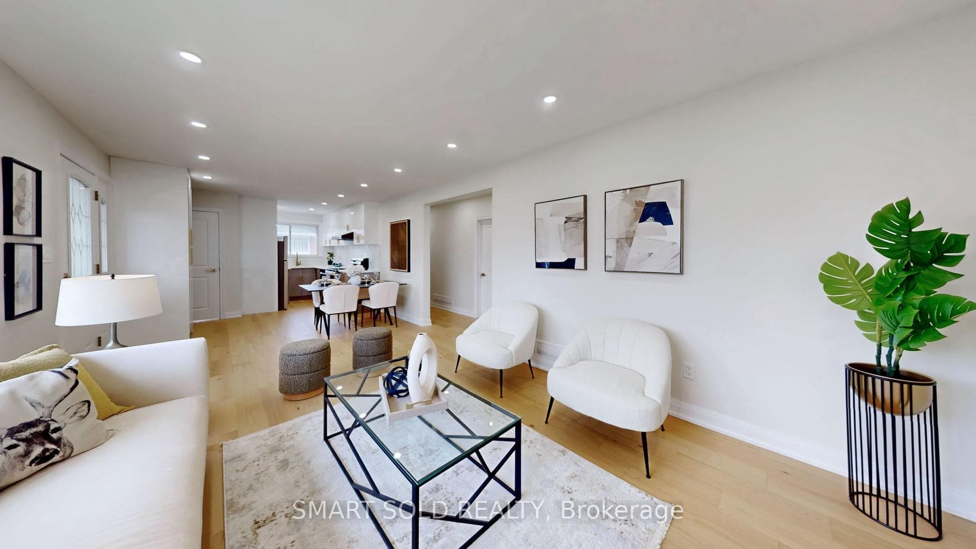 439 Fernleigh Circle photo 4