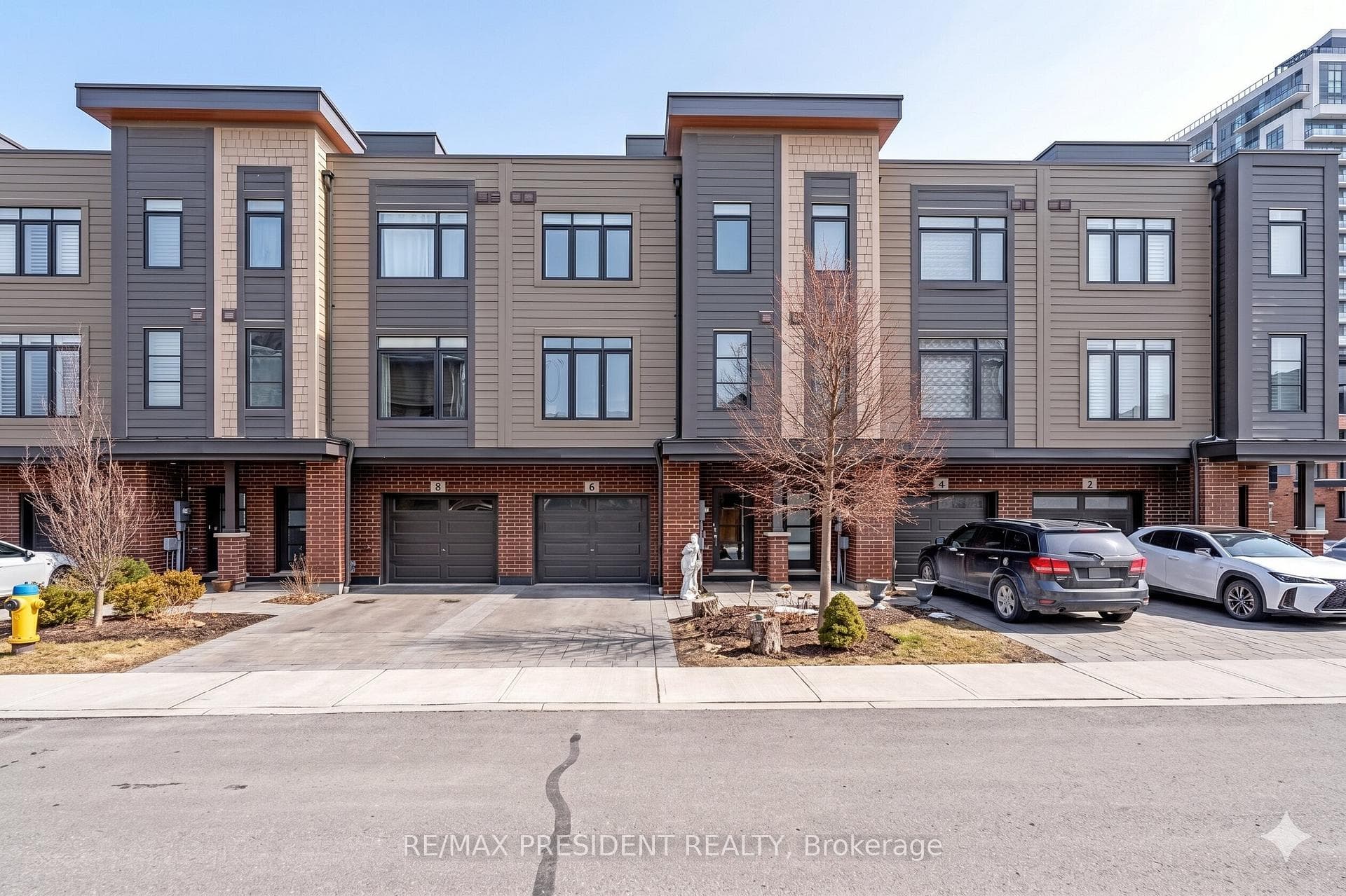 6 Waterview Lane photo 1