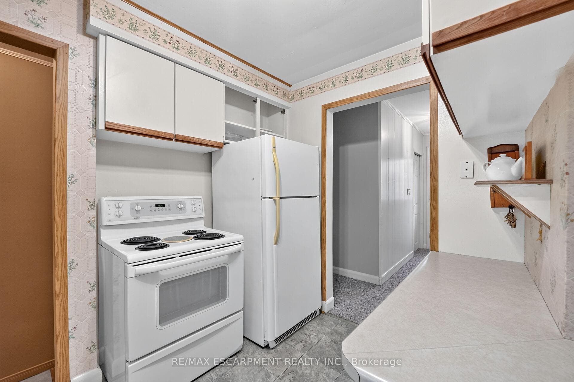 219 Fiddler's Green Road photo 15
