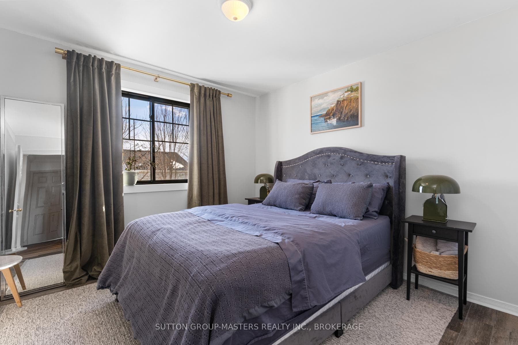 523 Freeman Crescent photo 33