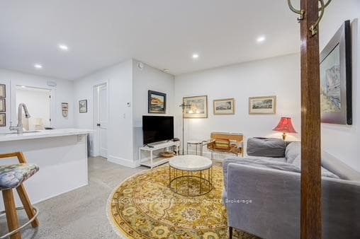 64 Grenadier Road Unit Bsmt photo 2