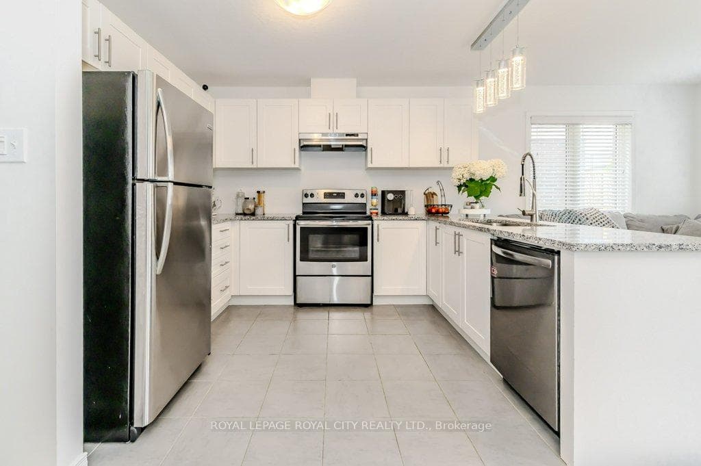 135 Hardcastle Drive Unit 96 photo 8