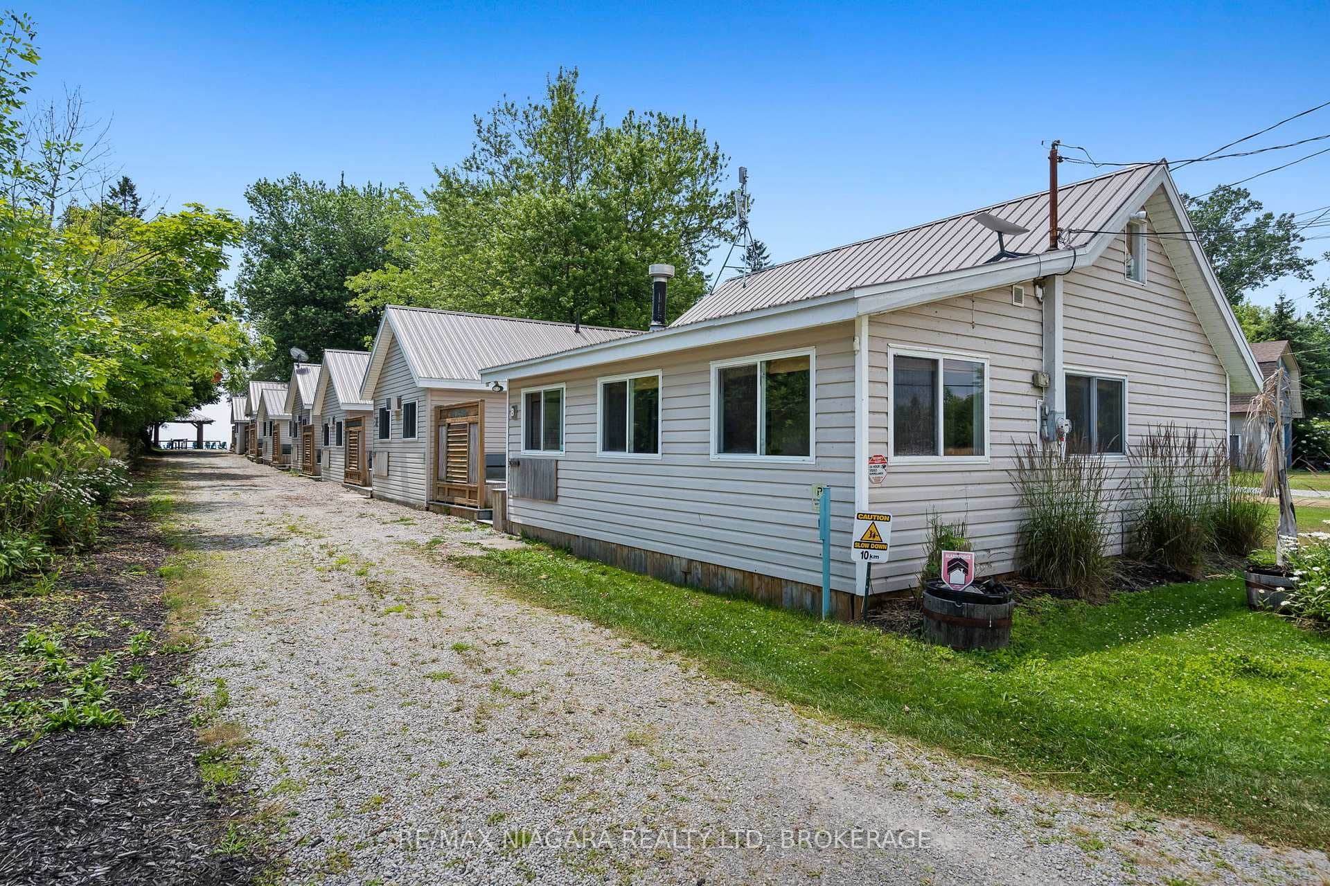 12343 Lakeshore Road photo 4