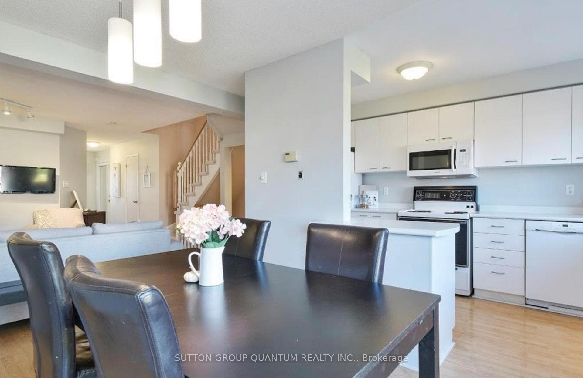 2940 HEADON FOREST Drive Unit 21 photo 11
