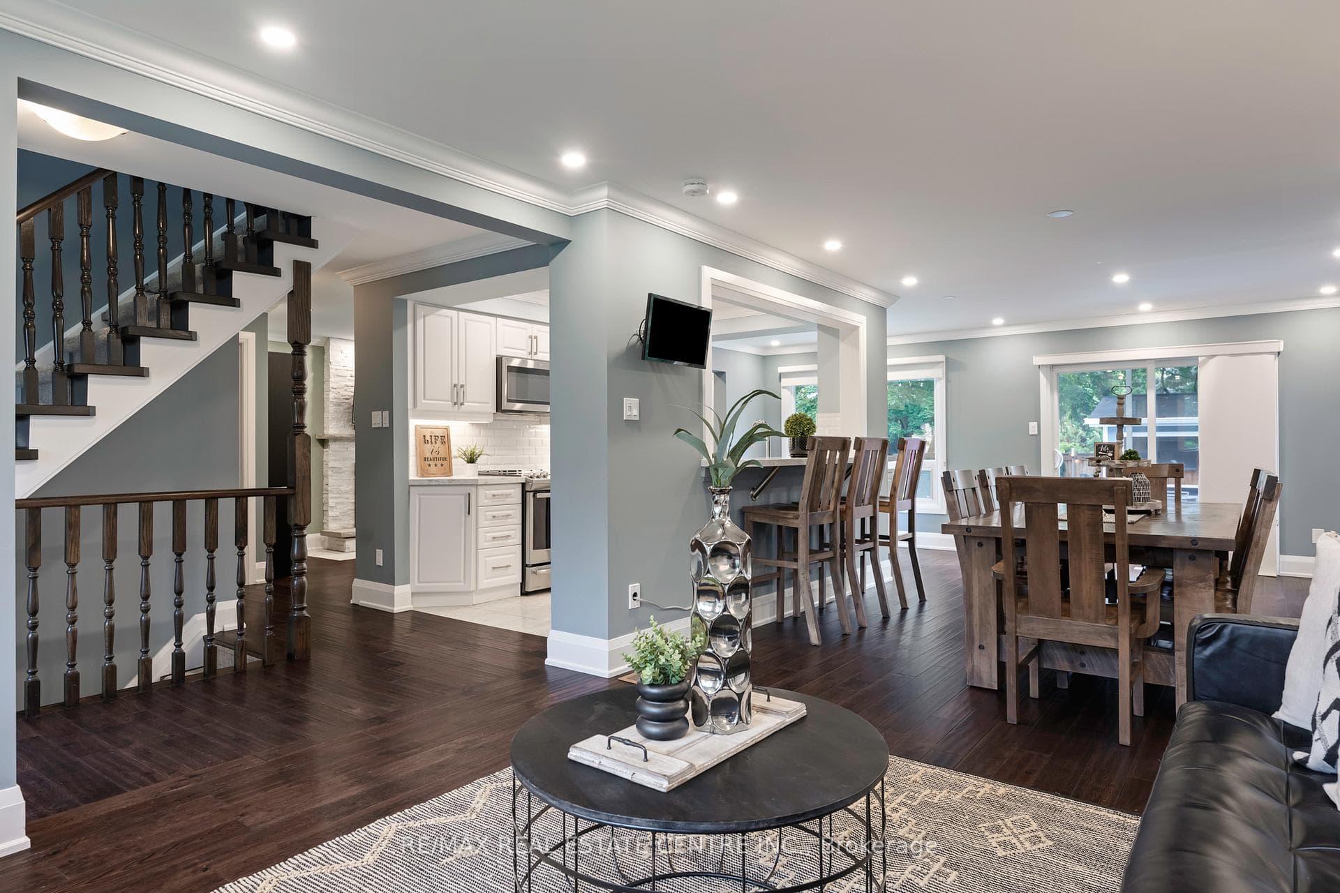 101 Kenpark Avenue photo 7