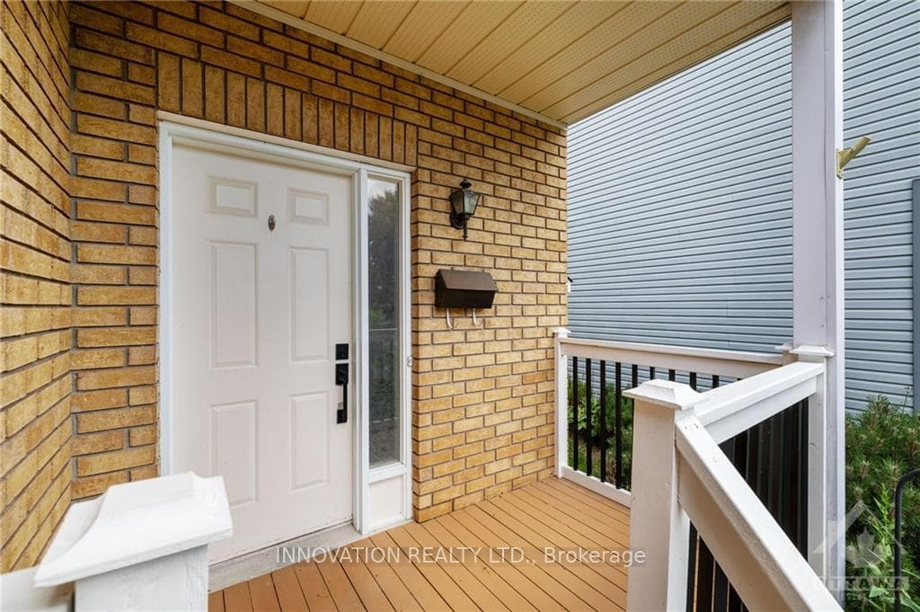 18 PIPER Crescent photo 2