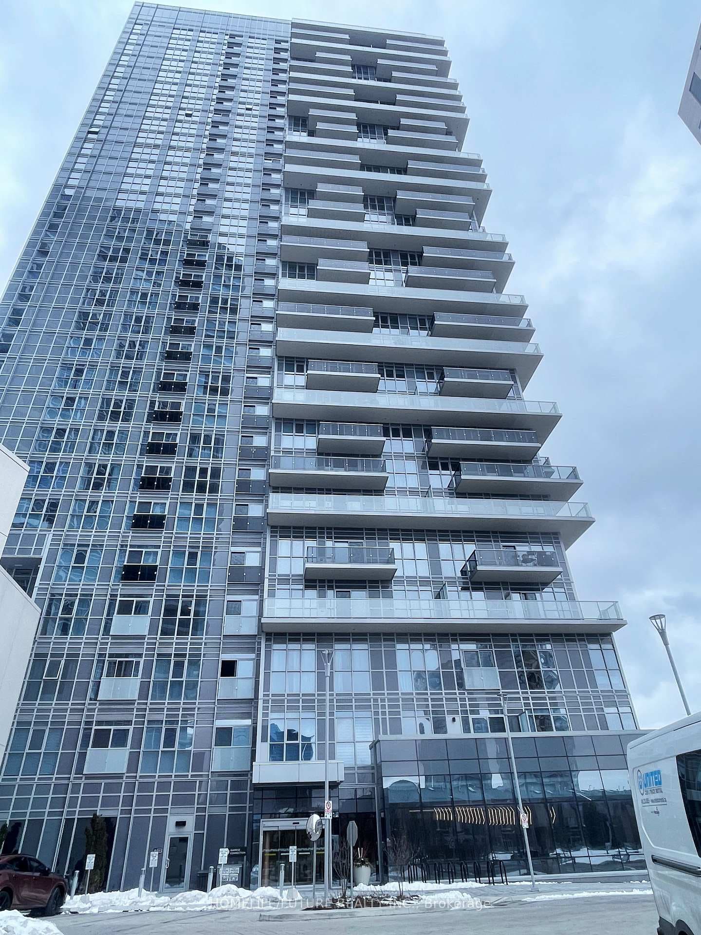 225 Village Green Square Unit 2805 photo 1
