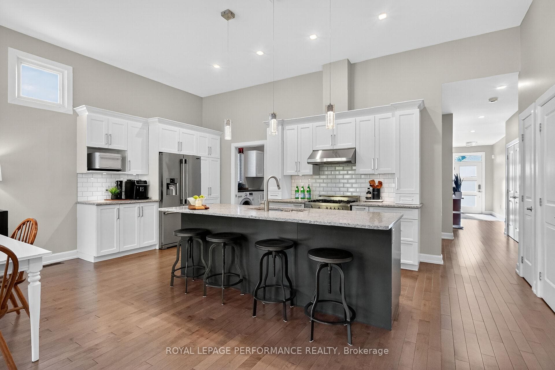 Chef Inspired Kitchen Boasts Quartz Countertops