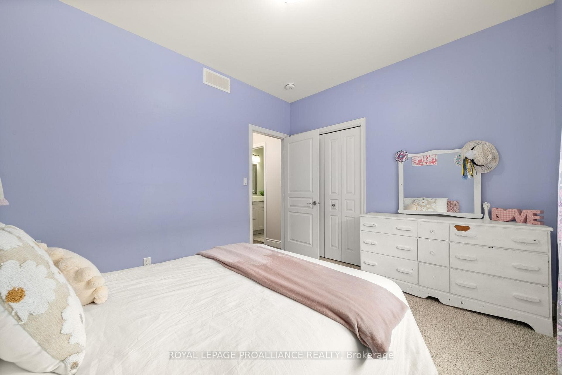 79 Glenview Crescent photo 23
