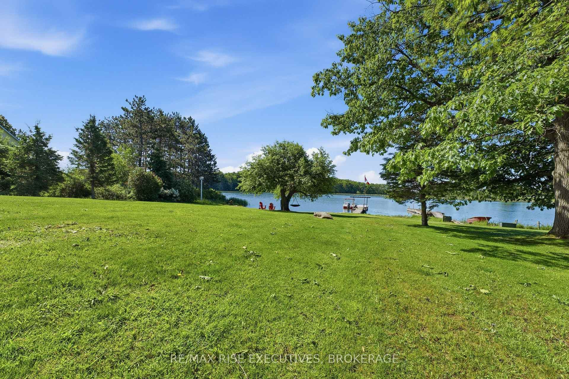 1520 Shore Road photo 38