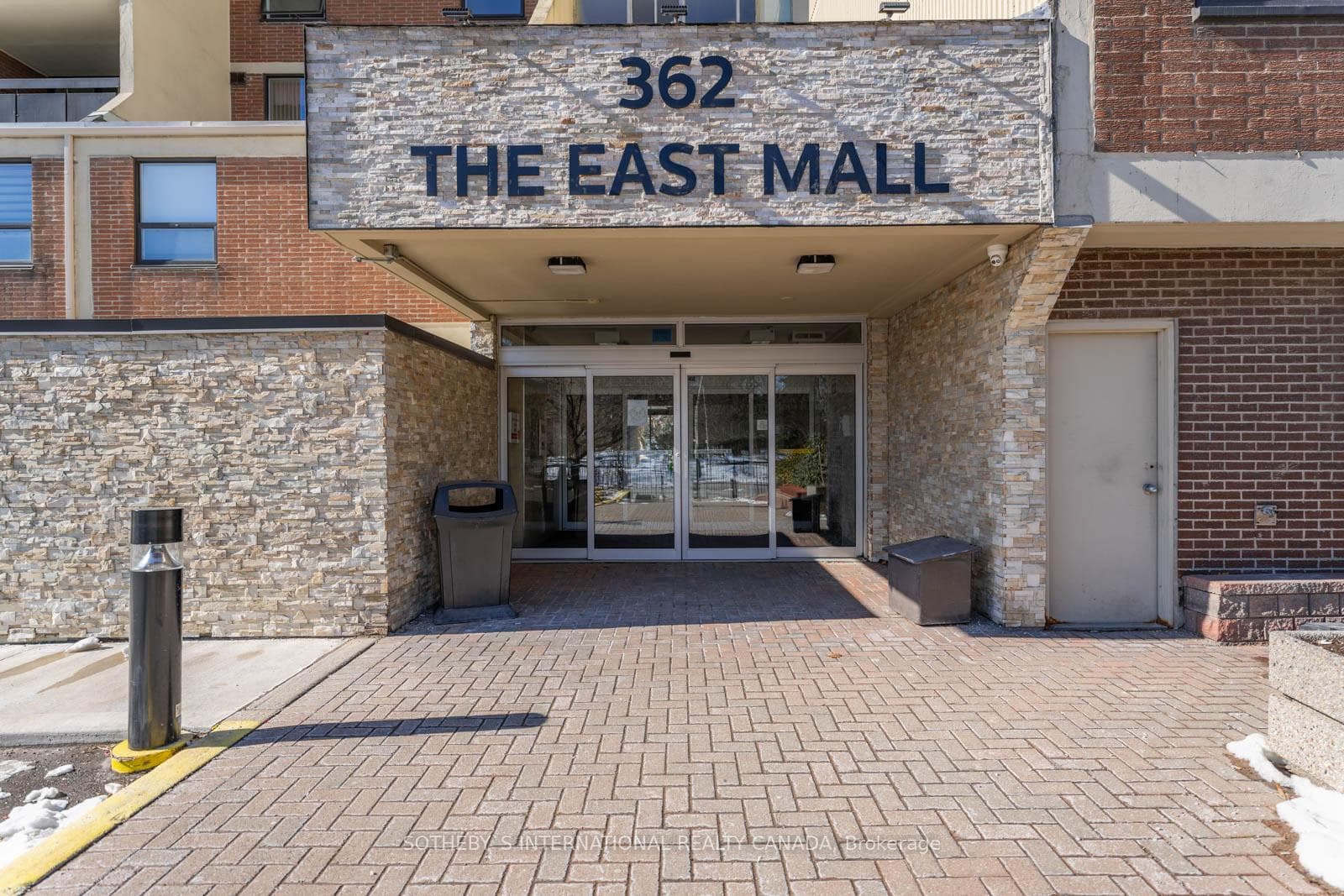 362 The East Mall N/A Unit 1111 photo 3