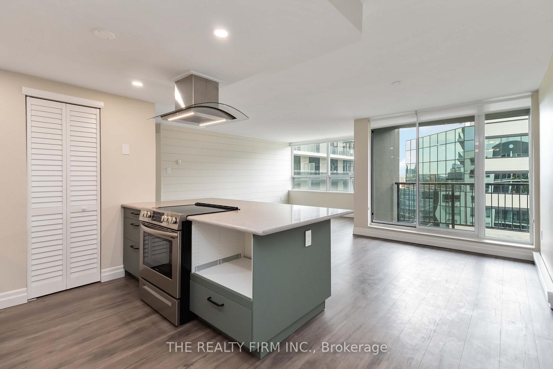 155 Kent Street Unit 1405 photo 18