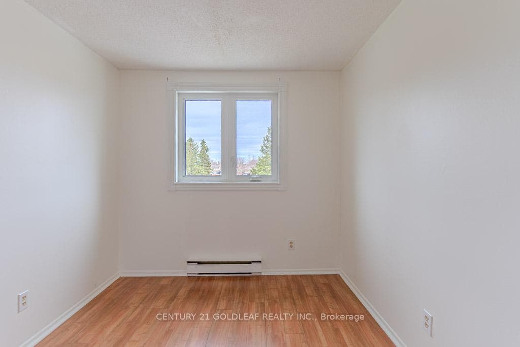 1319 Alness Court Unit 6 photo 22
