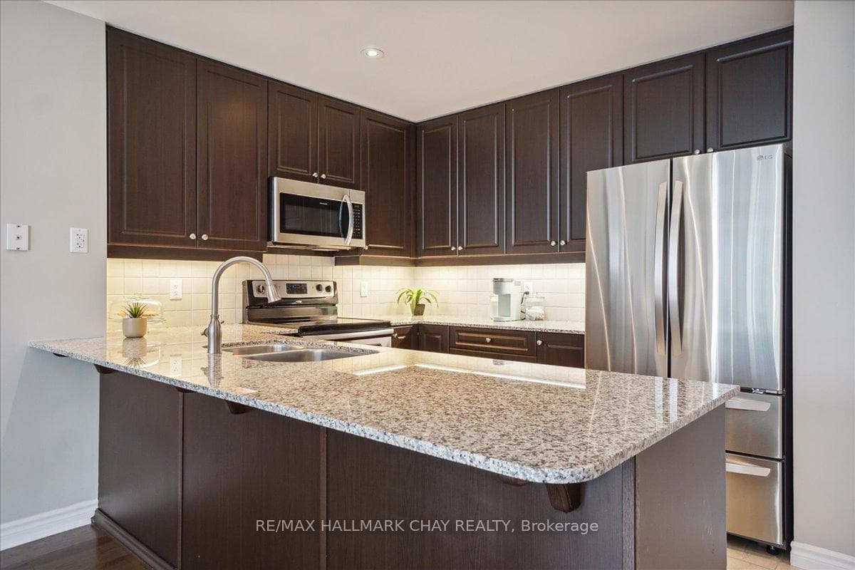 33 Ellen Street Unit 1109 photo 12